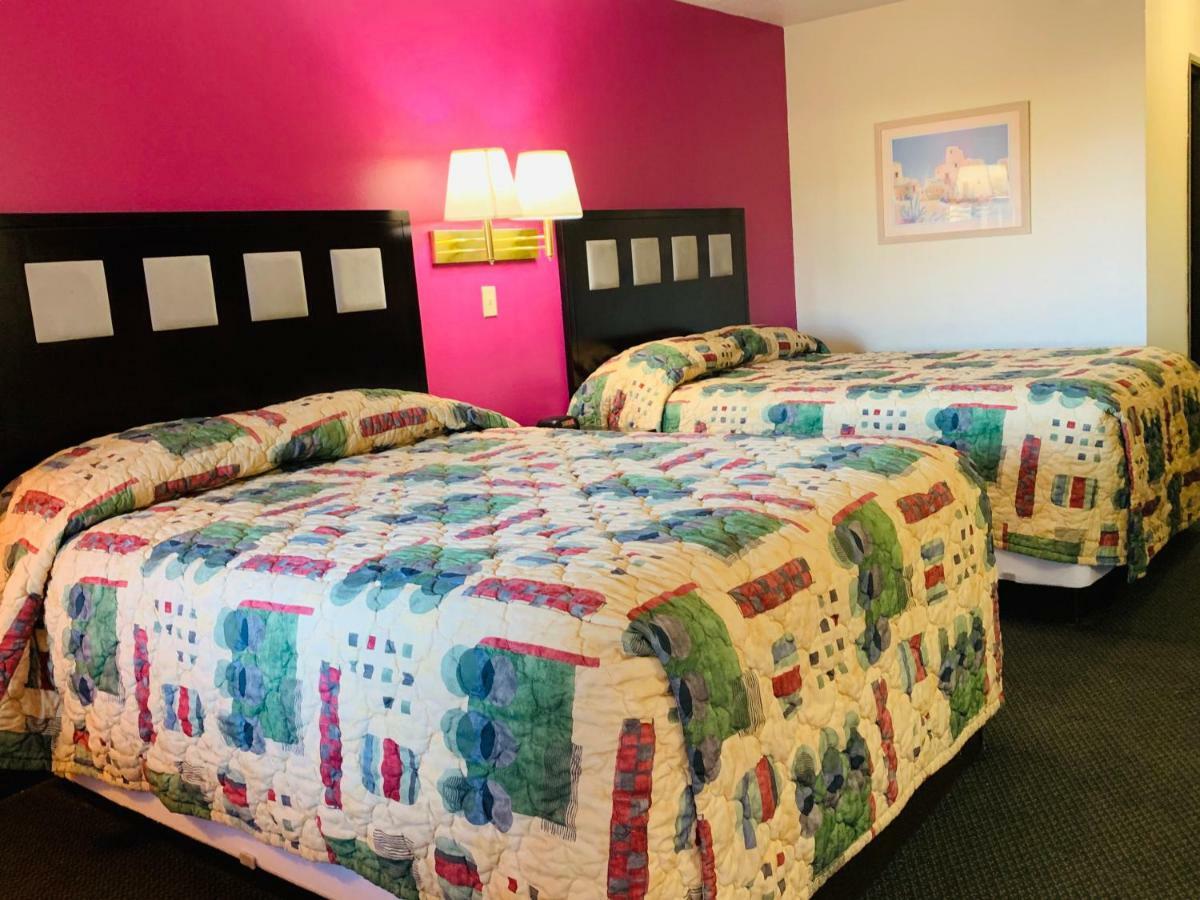 Luxury Inn Albuquerque Exterior photo