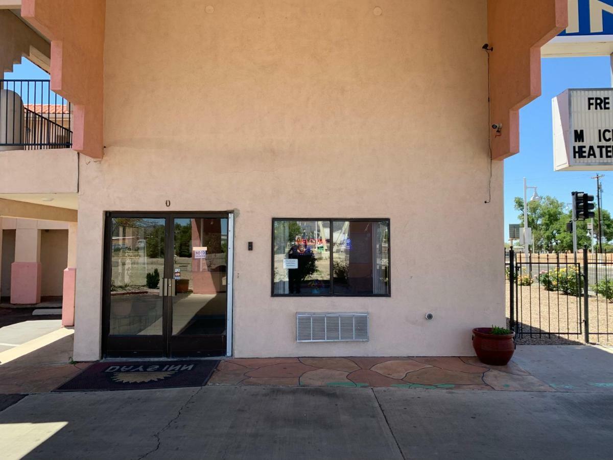 Luxury Inn Albuquerque Exterior photo